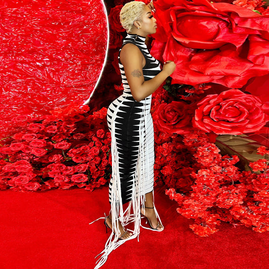 Striped Black/White Colorblock Hanging Tassel Fringe Design Sleeveless Maxi Dress