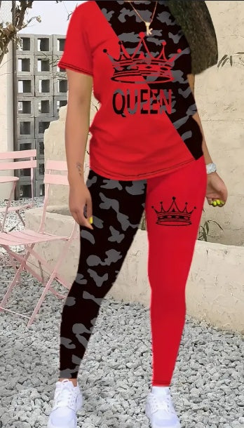 Camo Colorblock "QUEEN" Print Short Sleeve Women's O-Neck T-Shirt + 2-Tone Leggings 2-Piece Set