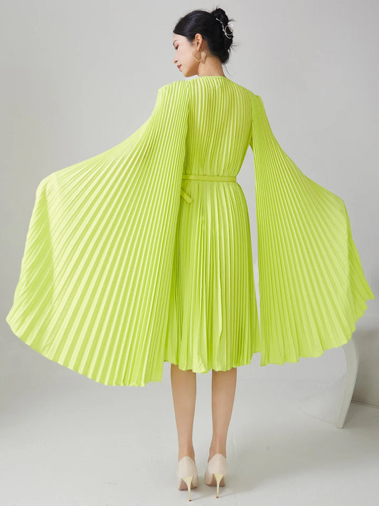 Pleated Batwing Sleeve Solid Color Irregular Cape Loose Lace-Up Hanging Sweep Train Formal Party Dress