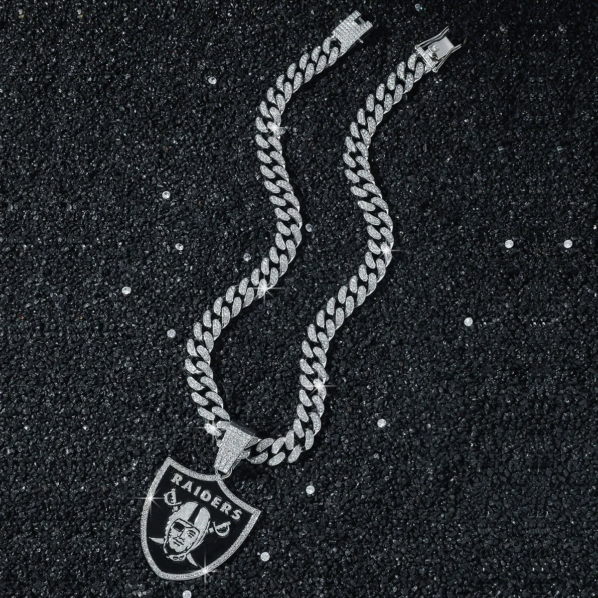 Trend Personality Men's Full Diamond Chain Hip-Hop Pirate Shield Pendant Necklace