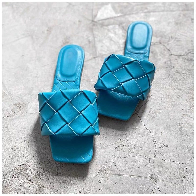 Weave Pattern PU Leather Flat Women's Sandals