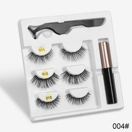 Pair Of Eyelash Extensions w/ Magnets