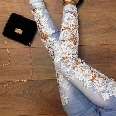 White Lace Decor Light Blue Denim Washed Women's Skinny Jeans