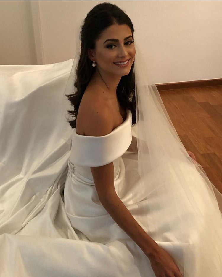 Satin Vintage A-Line Off-the-Shoulder Sweep Train Zipper Back Wedding Bridal Gown