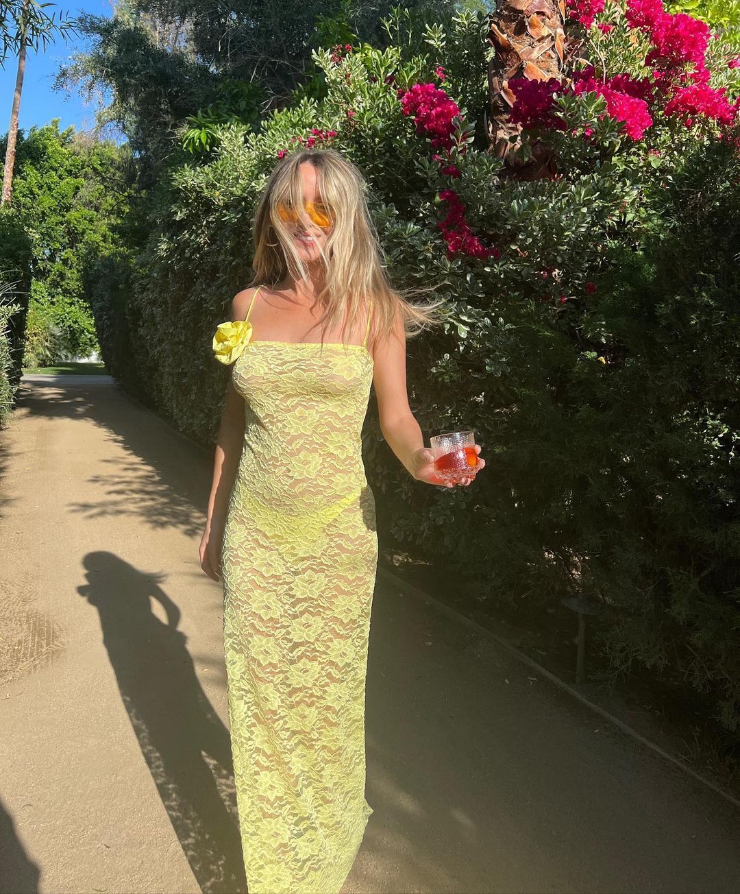 Lace Flower Collar Design Transparent Mesh Sleeveless Spaghetti Strap Formal Maxi Dress