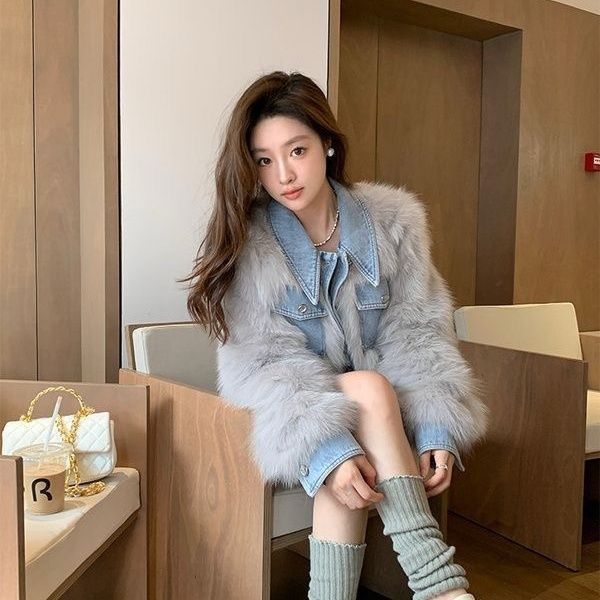 Light Blue Denim Patchwork Faux Fur Design Turn-Down Collar Crop Jean Jacket