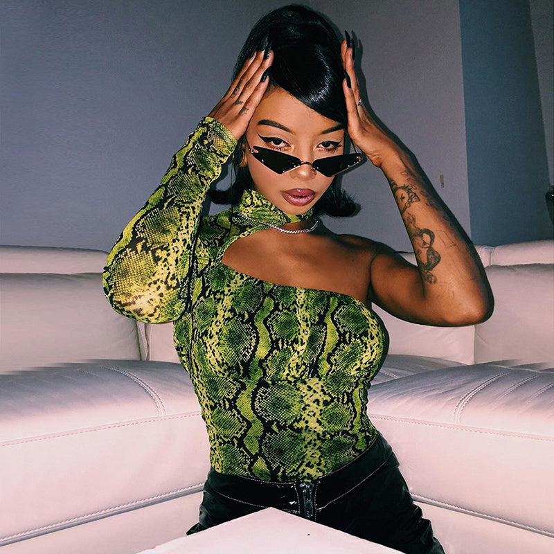 Green Serpentine Print Asymmetrical One Sleeve Women's Skinny Bodysuit