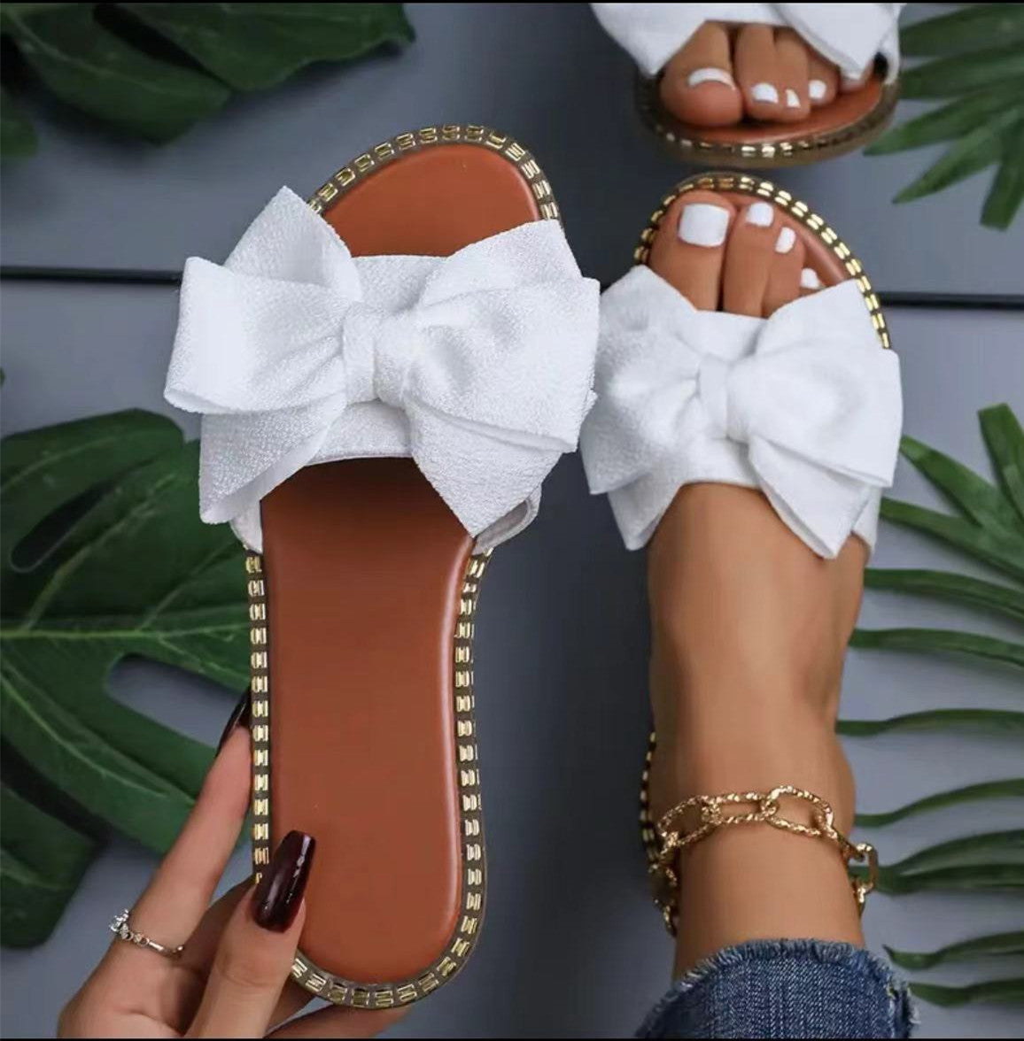 Rhinestone Bowknot Women's Cloth Flat Sandals