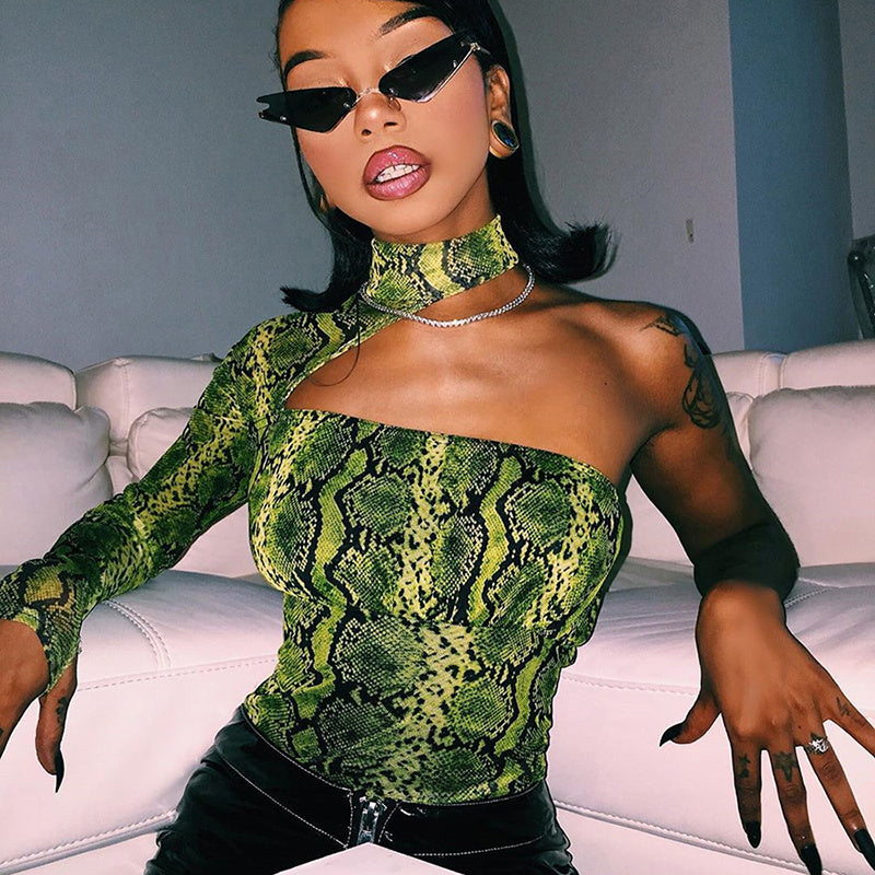 Green Serpentine Print Asymmetrical One Sleeve Women's Skinny Bodysuit
