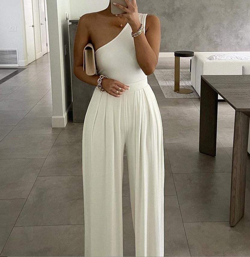One Shoulder Asymmetrical Solid Color Women's Wide Leg Jumpsuit