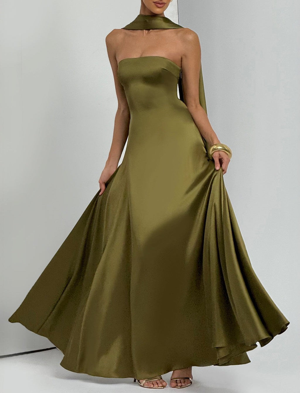 Oversized Satin Sleeveless Solid Color Floor-Length Formal Dress w/ Neck Sash
