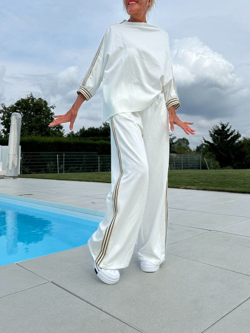 Side Striped Oversized Loose Long Sleeve Sports Shirt + Baggy Sweatpants 2-Piece Set to 3X Plus Size