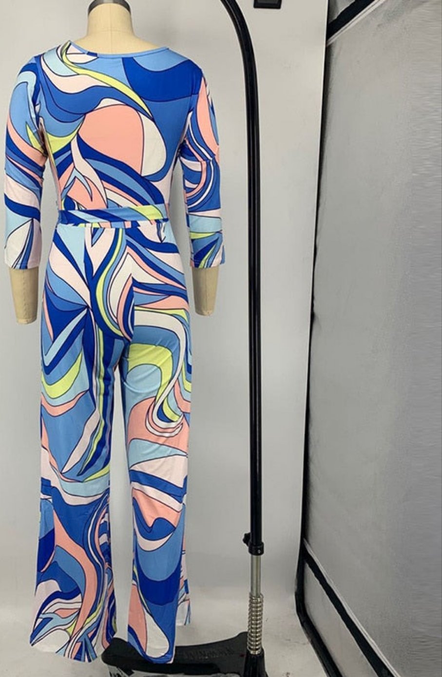 Swirl Colorblock V-Neck Belted Long Sleeve Jumpsuit