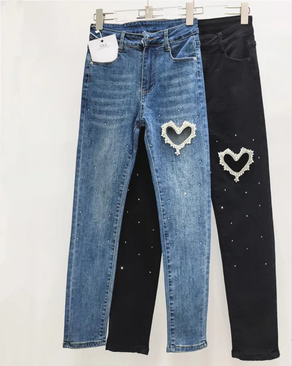 Pearl Diamond Cut-Out Heart Design Elastic Women's Ankle-Length Skinny Jeans