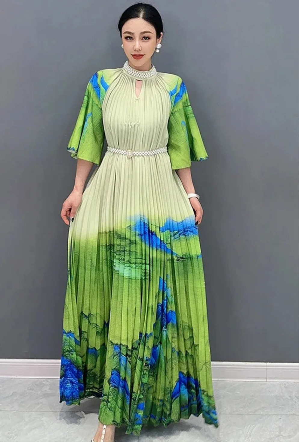 Colorblock Diamond Green Oversized Pleated Short Sleeve Inlaid Maxi Dress