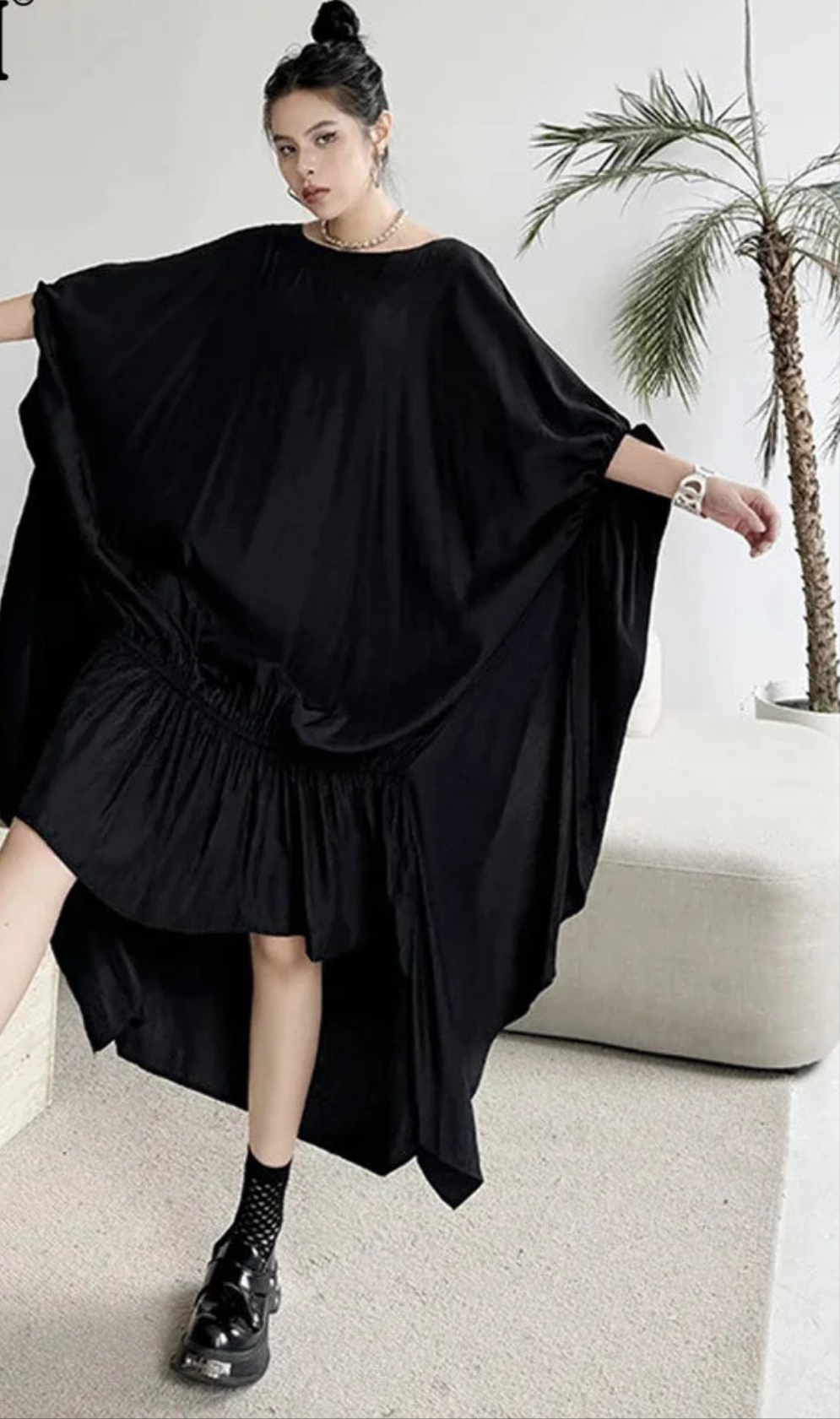 Oversized Black Pleated Irregular Long Dress O-Neck Half Sleeve Dress