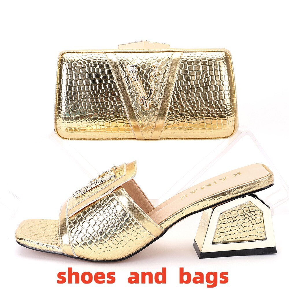 V Design Thick Heel Slipper Sandals +  Clutch Purse Set