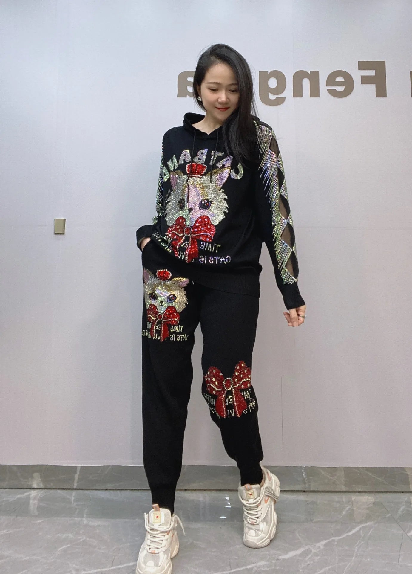 Rhinestone Metallic Kitty Print Long Sleeve Women's Hoodie + Sweatpants Tracksuit