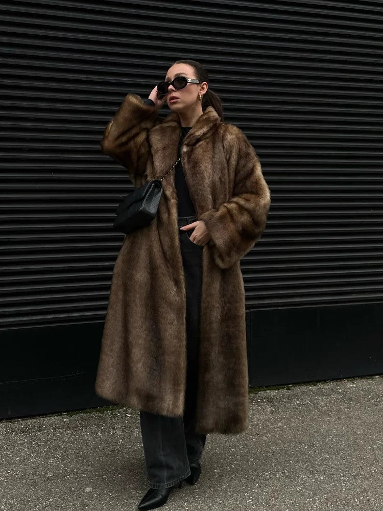 Retro Faux Fur Lapel Single Breasted Long Sleeve Pocketed Trenchcoat