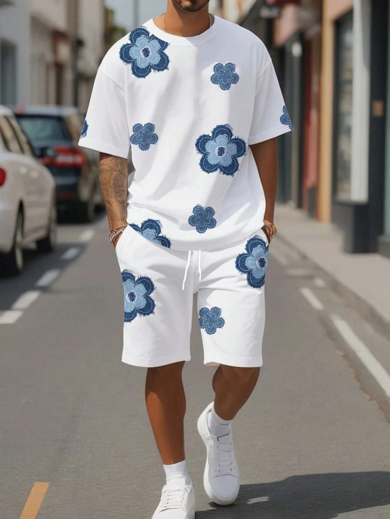 Men's Flower Print O-neck Short Sleeve T-Shirt + Elastic Waist Shorts 2-Piece Set