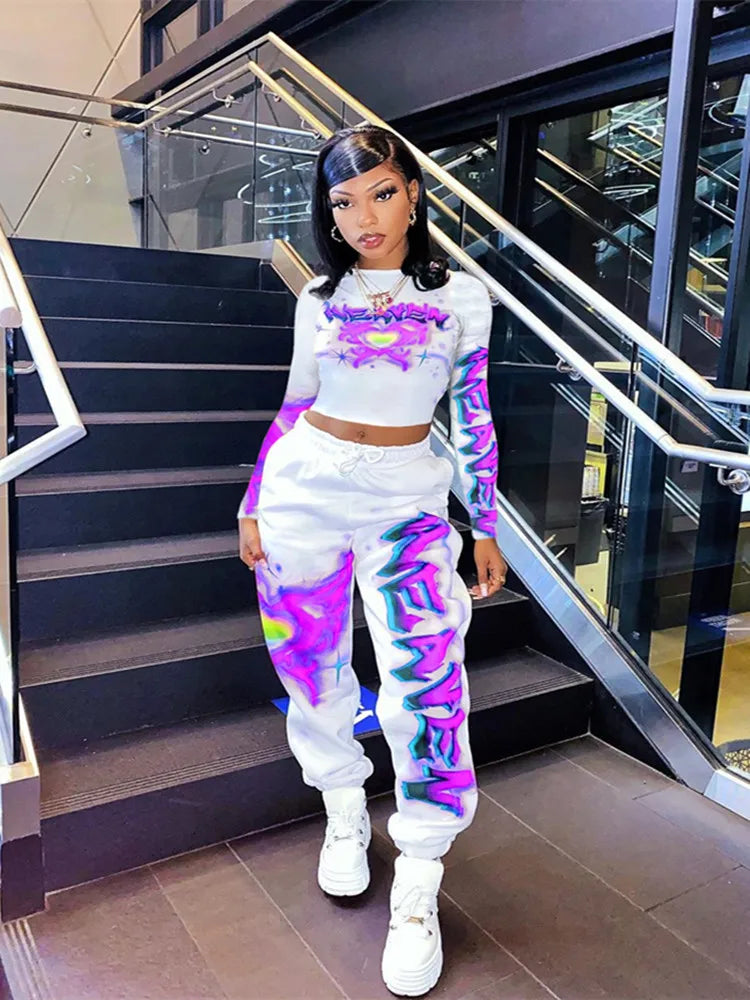Grafitti Paint Graphic Print Long Sleeve Women's O-Neck Pullover Crop Top + Jogger Sweatpants 2-Piece Set