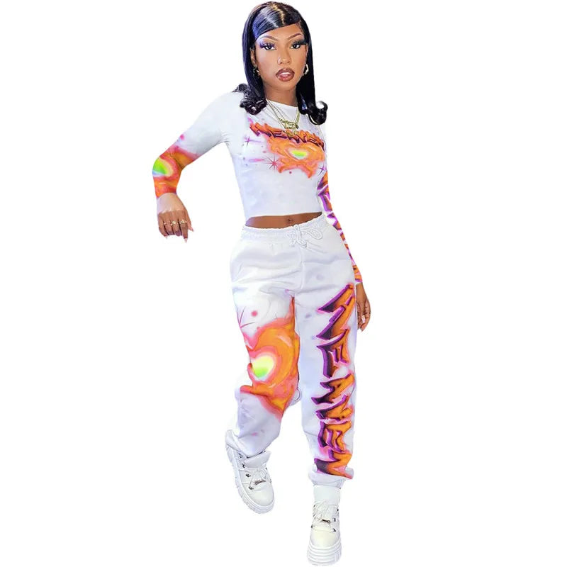 Grafitti Paint Graphic Print Long Sleeve Women's O-Neck Pullover Crop Top + Jogger Sweatpants 2-Piece Set