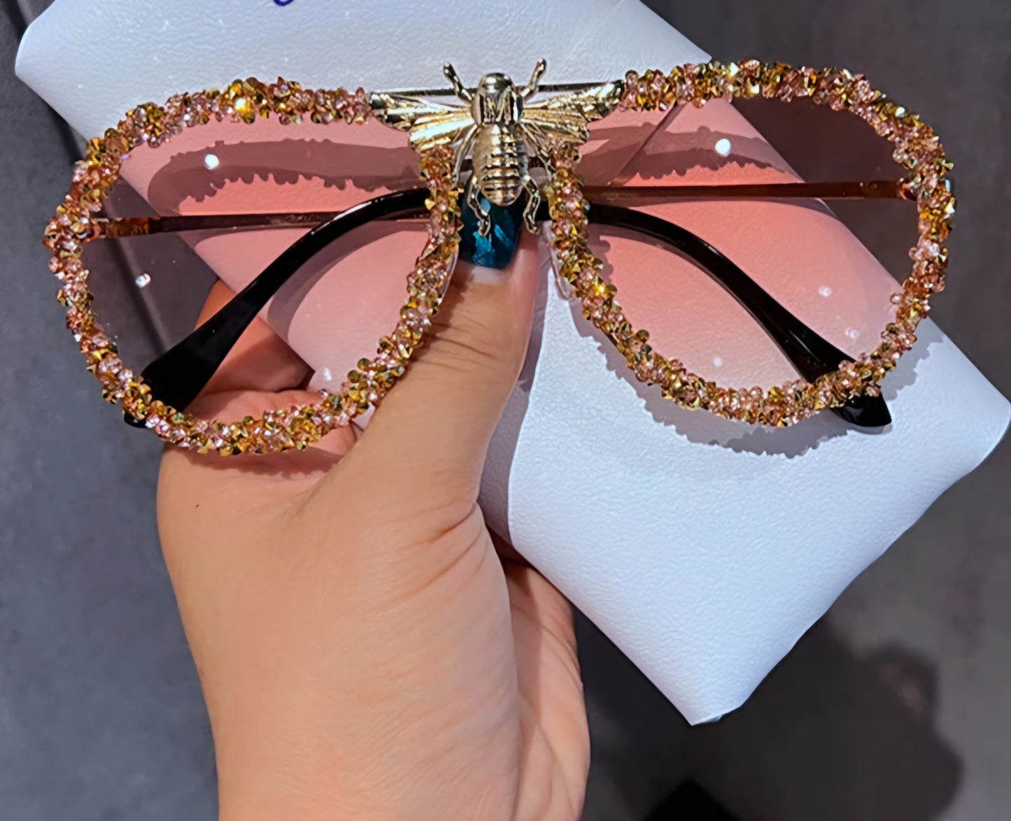 Glitter Rhinestone Iced-Out Gold Bee Metal Frame Unisex Sunglasses