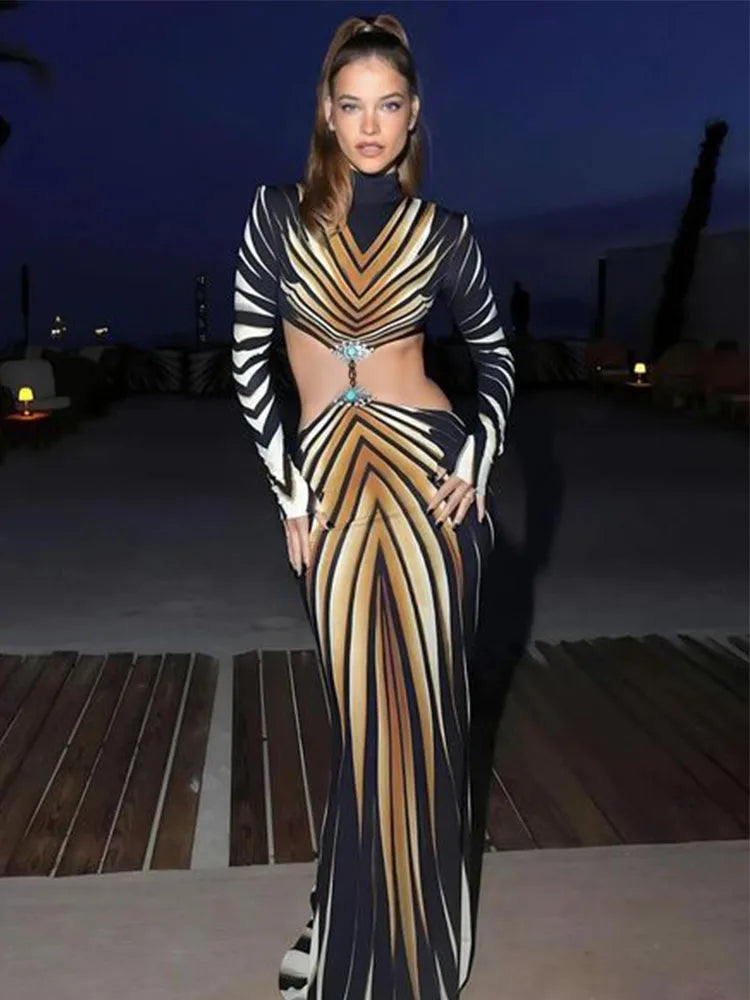 Geometric Diagonal Striped Colorblock Turtleneck Hollow-Out Long Sleeve Skinny Fit Backeless Maxi Dress