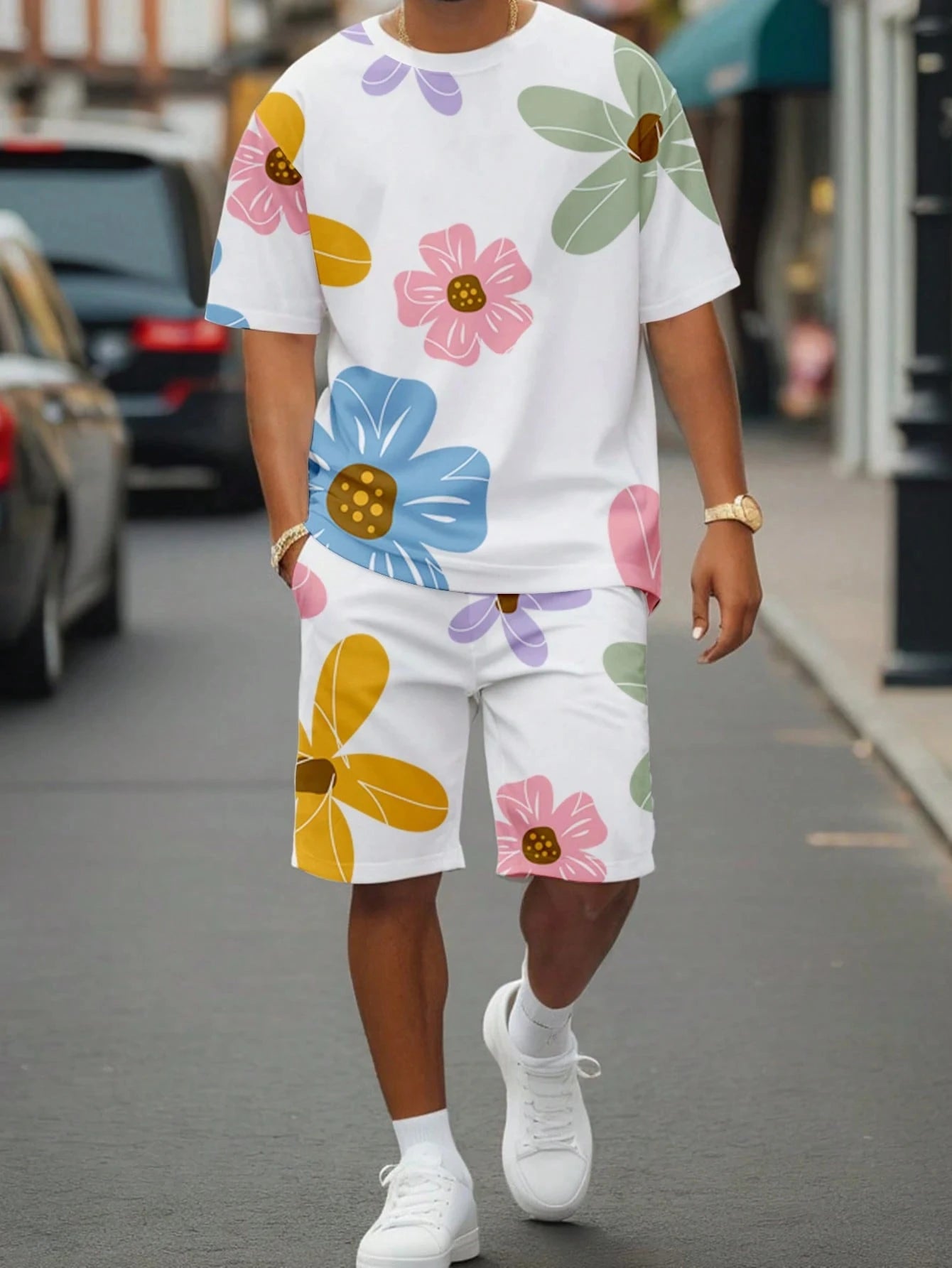 Men's Flower Print O-neck Short Sleeve T-Shirt + Elastic Waist Shorts 2-Piece Set