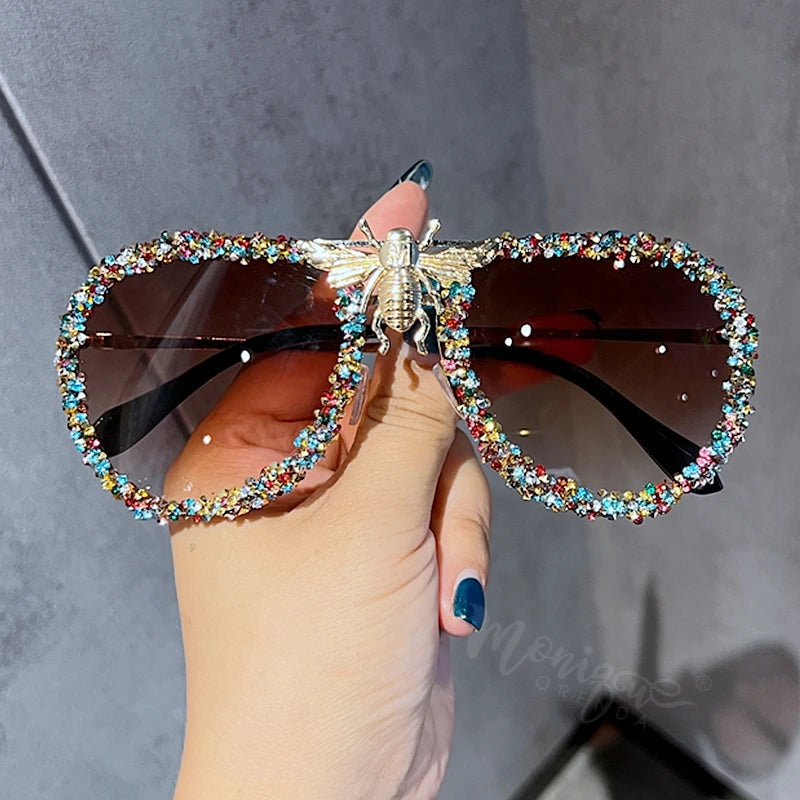 Glitter Rhinestone Iced-Out Gold Bee Metal Frame Unisex Sunglasses