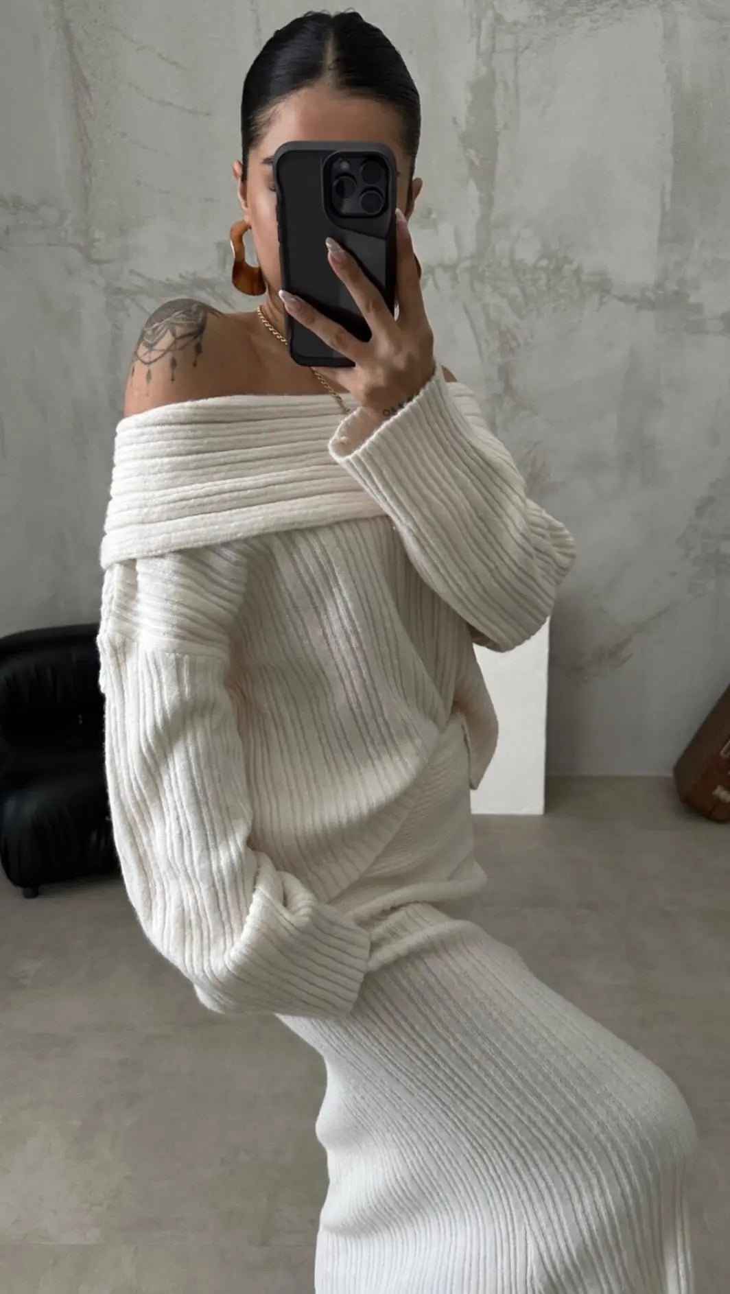 Off-the-Shoulder Women's Sweater + Solid Knitted Maxi Skirt Two-Piece Sweater Set