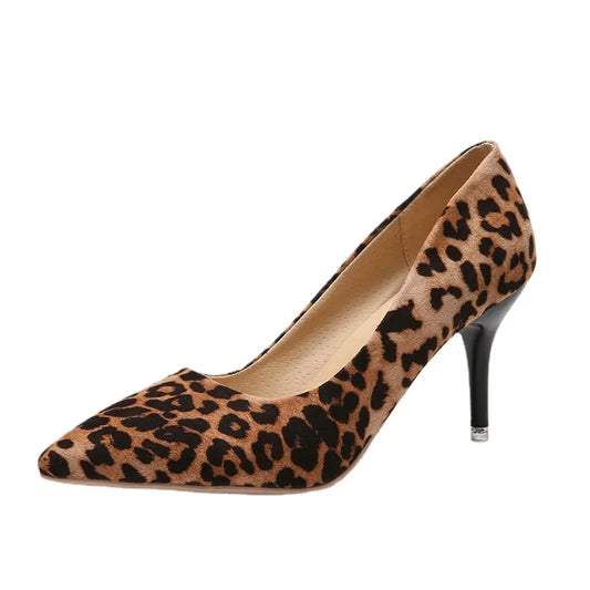 Leopard/Solid PU Leather Closed Toe Women's Pumps