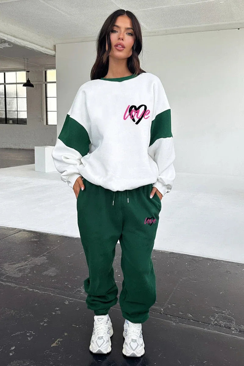 Streetwear Women's Love Heart Colorblock Sweatshirt + Fleece Sweatpants Tracksuit