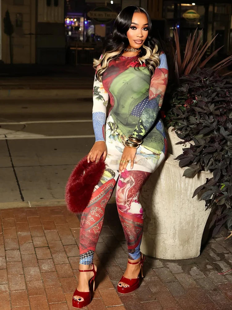 Multi-Colored Geometric Print Women's O-Neck Long Sleeve Skin Tight Jumpsuit