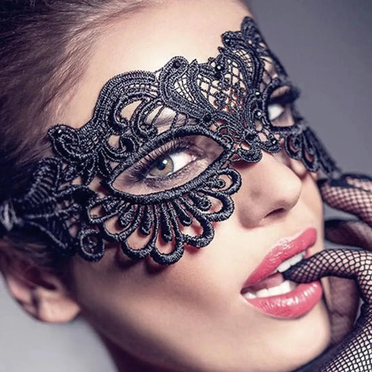 Lace Black Women's Hollow-Out Masquerade Ball Eye Mask