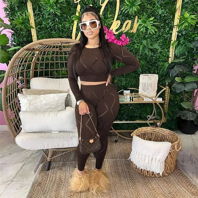 Knitted Geometric Pattern Long Sleeve Crop Top + Matching Biker Shorts Women's Solid Color 2-Piece Set