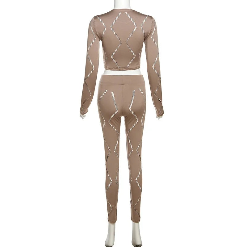 Knitted Geometric Pattern Long Sleeve Crop Top + Matching Biker Shorts Women's Solid Color 2-Piece Set