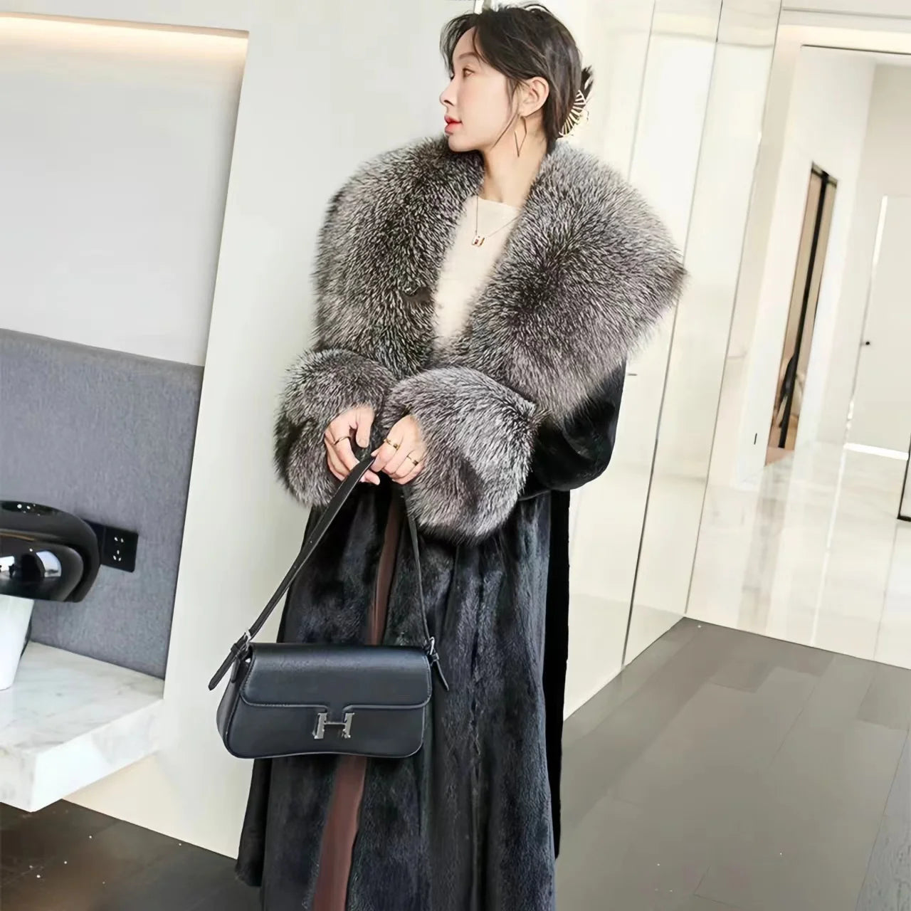 Oversized Faux Fur Collar Design Women's Adjustable Waist Trenchcoat