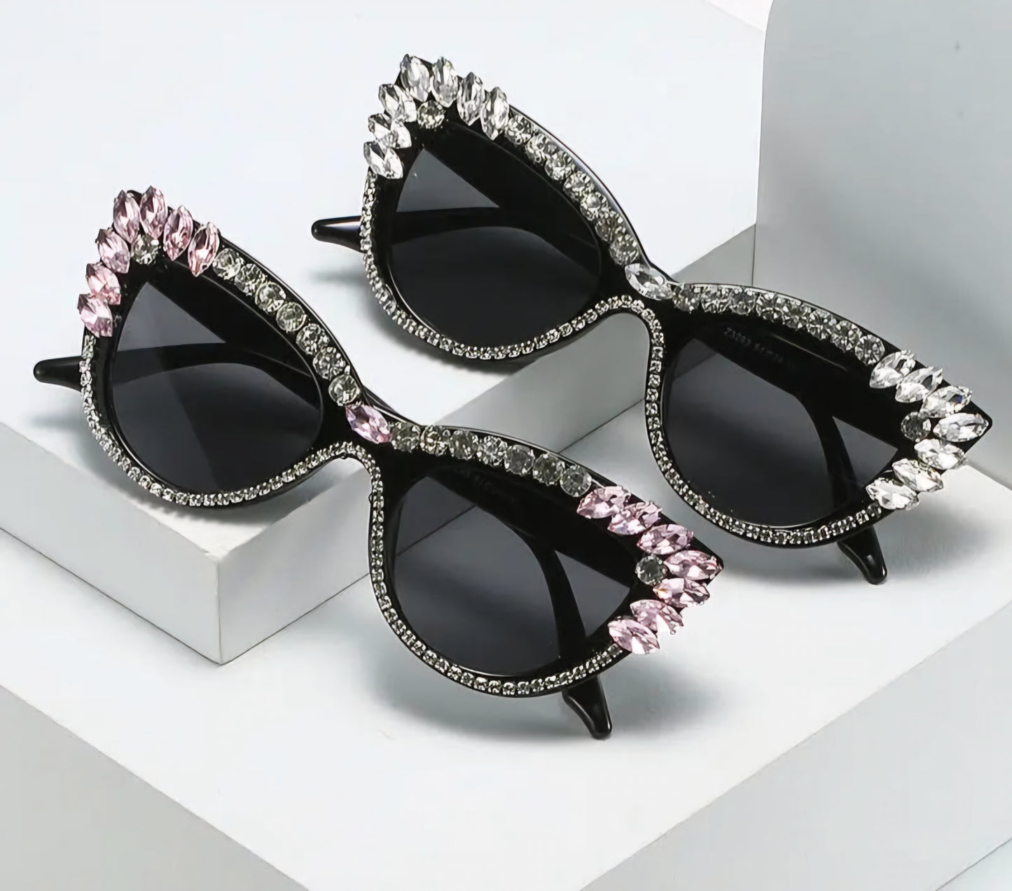 Cat-Eye Embellished Rhinestone Diamond Crystal Baguette Oversized Women's Sunglasses