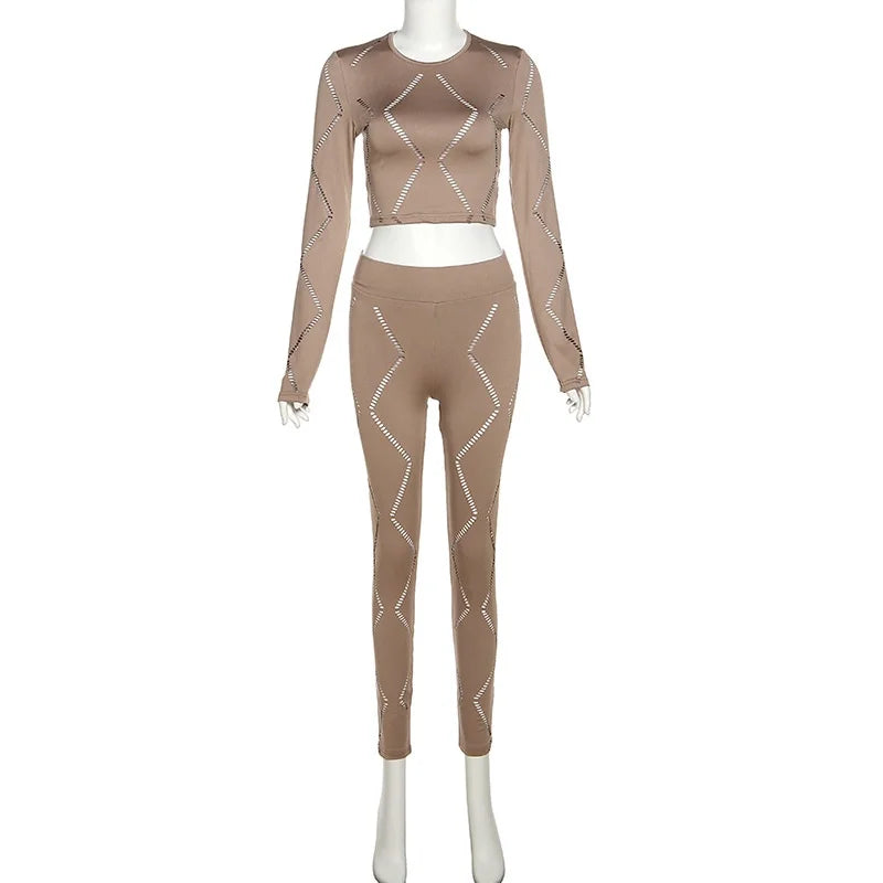 Knitted Geometric Pattern Long Sleeve Crop Top + Matching Biker Shorts Women's Solid Color 2-Piece Set