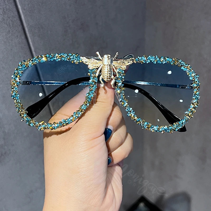 Glitter Rhinestone Iced-Out Gold Bee Metal Frame Unisex Sunglasses