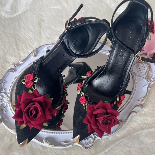 Red/Black Rose Flower Embellished Women's Pointed Toe Pumps