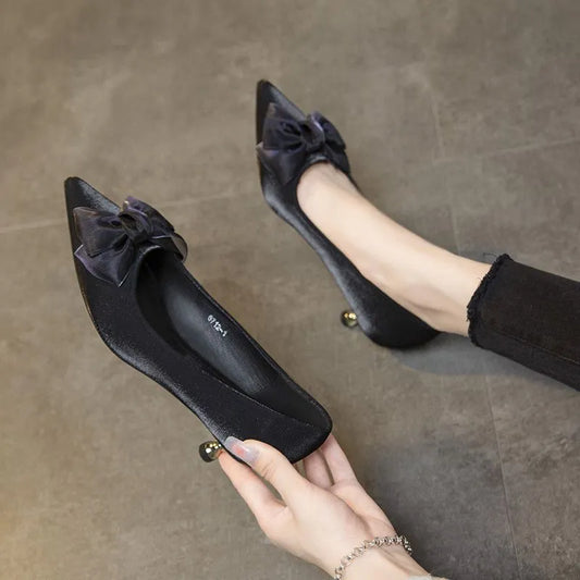 Butterfly Knot Pointed Toe Bowtie Stiletto Low Heel Pumps