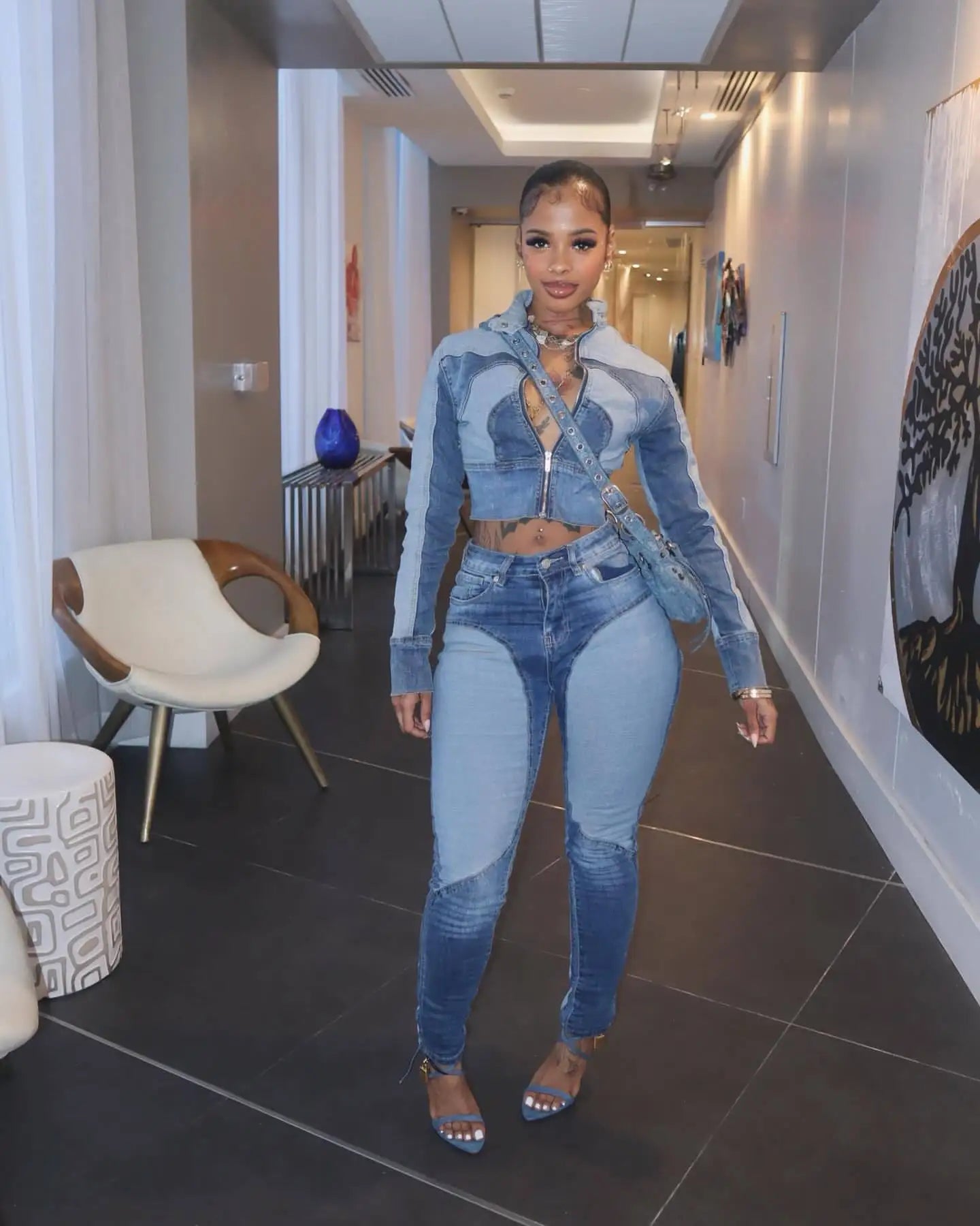 Denim Light/Dark Blue Colorblock Women's Zipper Cropped Jean Jacket + Skinny Jeans 2-Piece Set