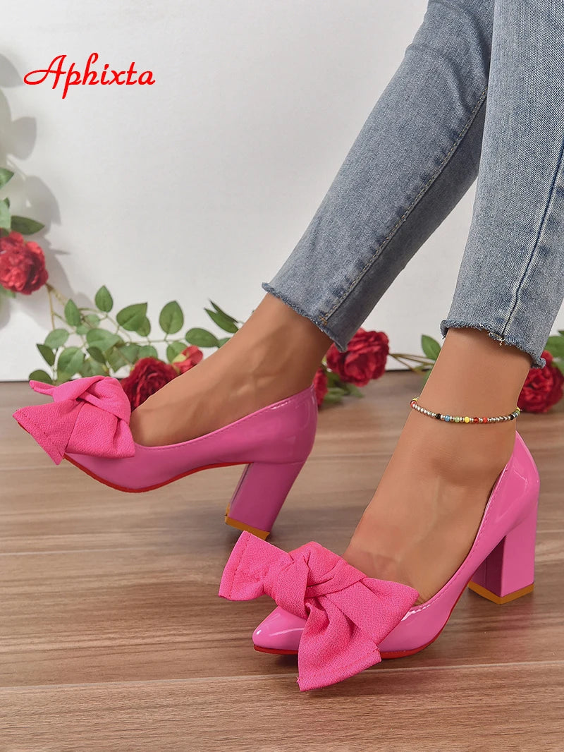 Oversized Butterfly Knot Bow Flower Design Patent Leather Square Heel Women's Pumps