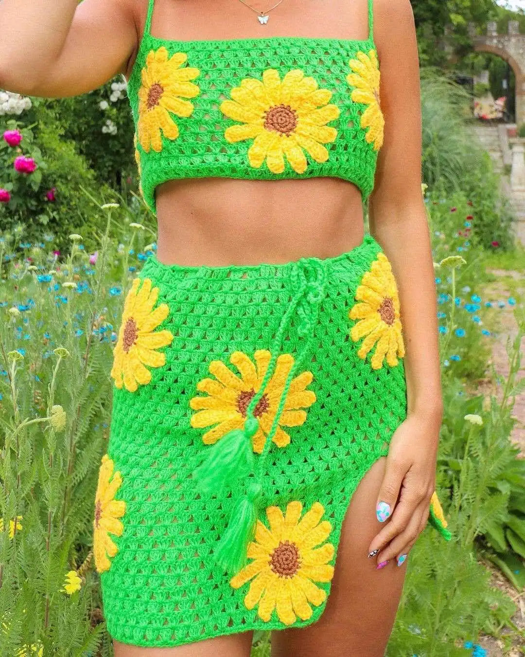Crochet Big Flower Pattern Knitted Women's Sweater Tank Top + Drawstring Mini Skirt 2-Piece Set