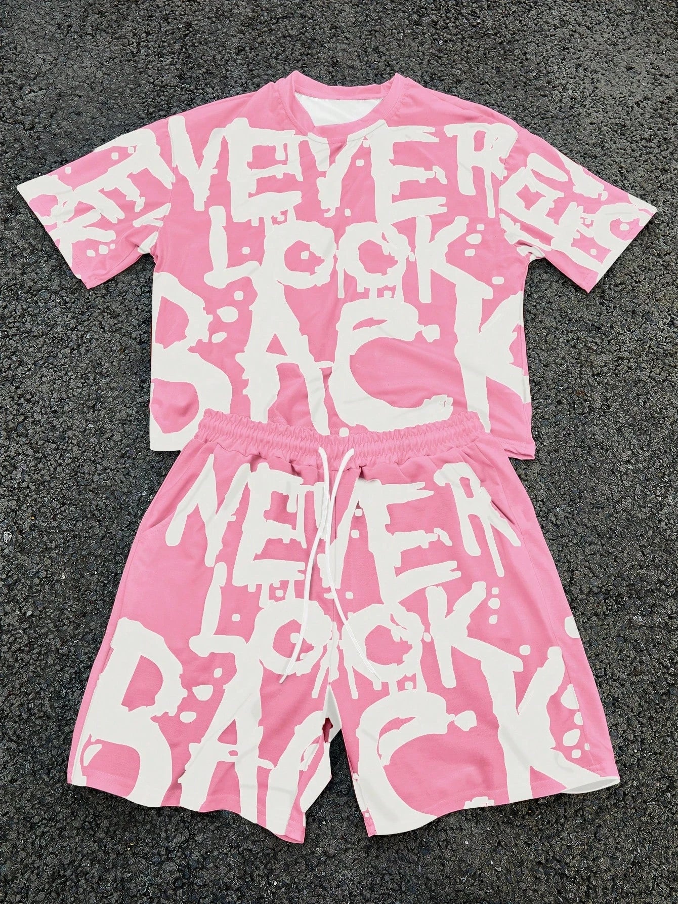 Men's Flower Print O-neck Short Sleeve T-Shirt + Elastic Waist Shorts 2-Piece Set