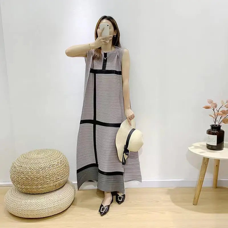 Colorblock Sleeveless Oversized Fold Maxi Dress