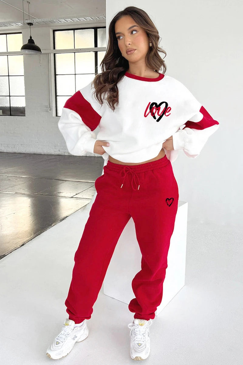Streetwear Women's Love Heart Colorblock Sweatshirt + Fleece Sweatpants Tracksuit