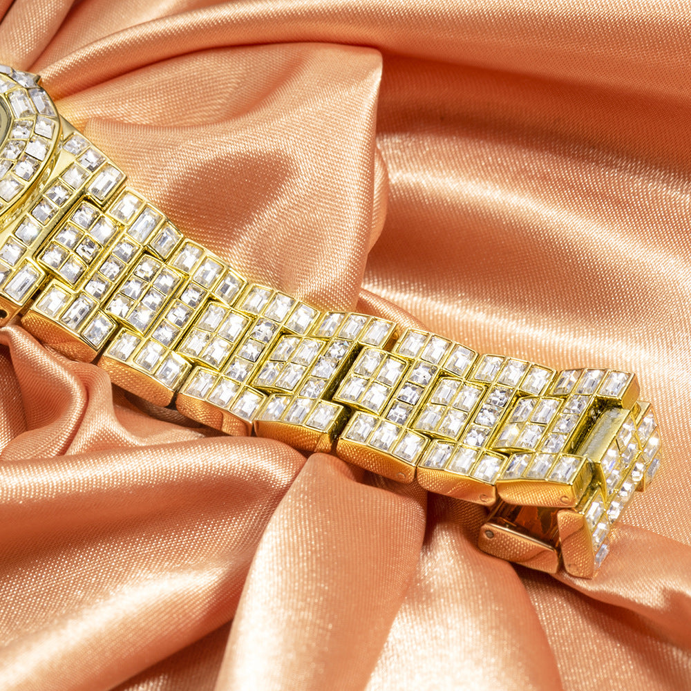 Men's Sparkling Iced Out Square Hot Drill Diamond Gold/Silver High Grade Waterproof Calendar Watch